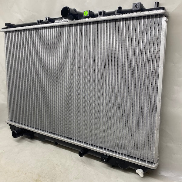 Volvo S40/V40 1.6/1.8/2.0 Su Radyatörü Manuel 8601843 En Uygun Oto Parça