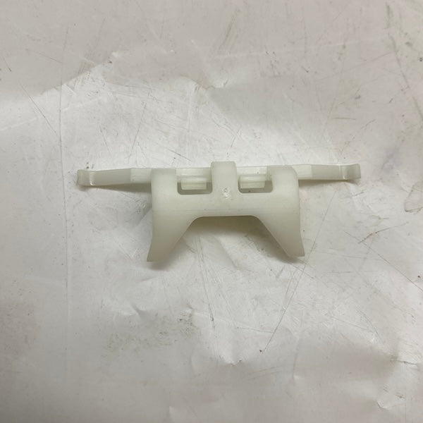 Volvo S40/V40 Ön Cam Kenar Çıta Klipsi 30800957 En Uygun Oto Parça