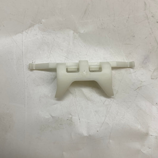 Volvo S40/V40 Ön Cam Kenar Çıta Klipsi 30800957 En Uygun Oto Parça