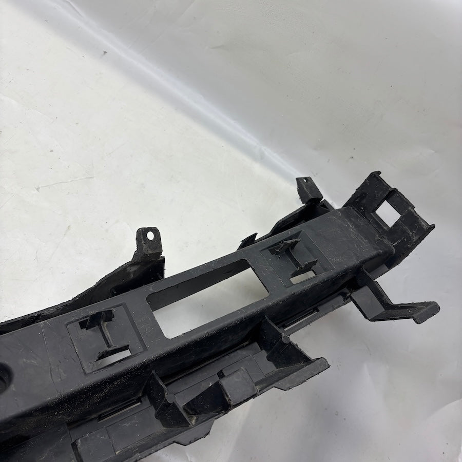Volvo S40 / V40 Ön Tampon Darbe Emici 30888121 - En Uygun Oto Parça