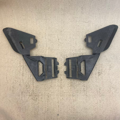 Volvo S40/V50 Far Ayak Braketi 30678261/30678262