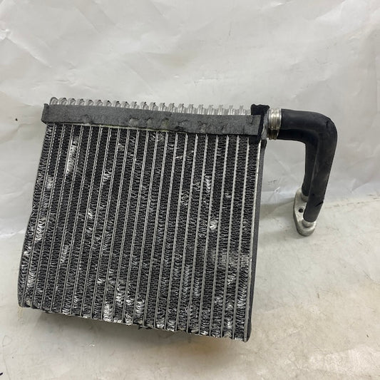 Volvo S40/V50 Kalorifer Radyatörü 4M5H19860 Orijinal Çıkma En Uygun Oto Parça