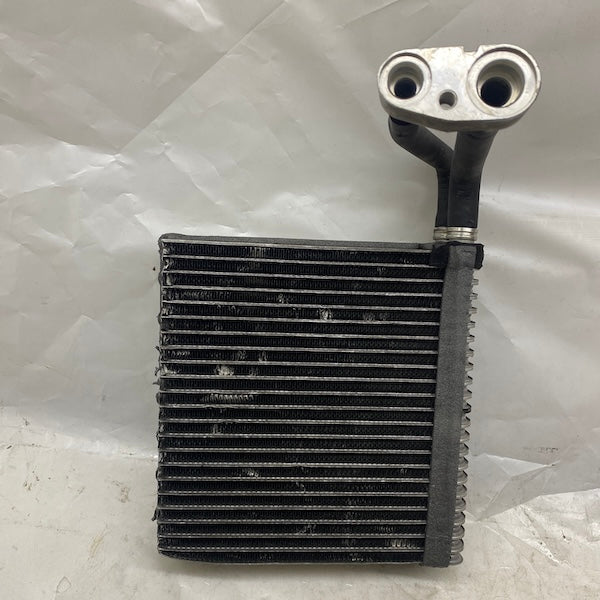 Volvo S40/V50 Kalorifer Radyatörü 4M5H19860 Orijinal Çıkma En Uygun Oto Parça