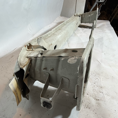 Volvo S40/V50 Ön Tampon Demiri 30699329 Orijinal Çıkma En Uygun Oto Parça