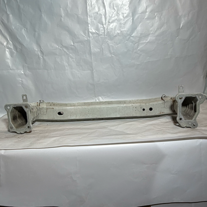 Volvo S40/V50 Ön Tampon Demiri 30699329 Orijinal Çıkma En Uygun Oto Parça