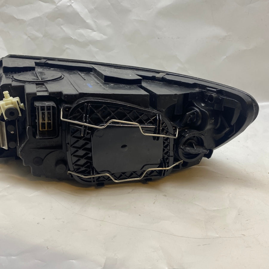 Volvo S40/V50 Sağ Far Halojen 31299584/31265695 Orijinal