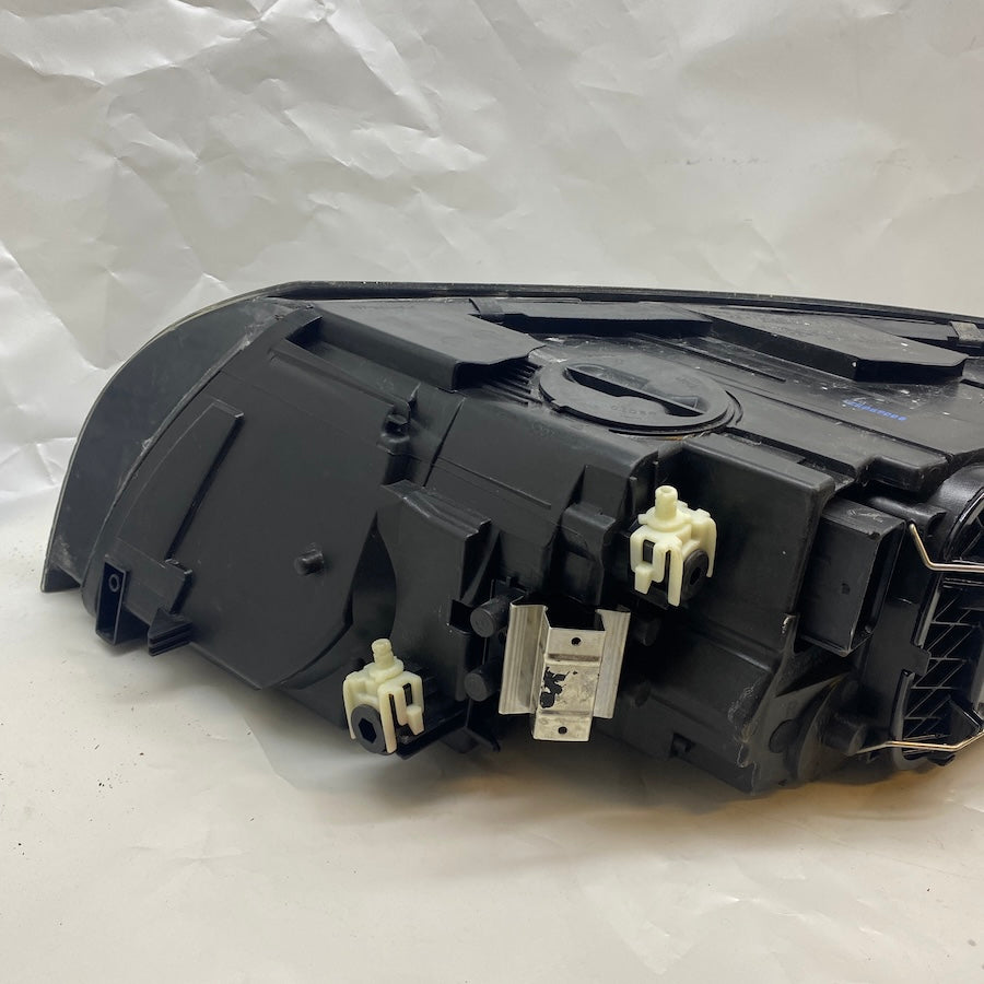Volvo S40/V50 Sağ Far Halojen 31299584/31265695 Orijinal