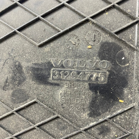 Volvo S60 Akü Üst Kapağı 31294775 11-18 En Uygun Oto Parça