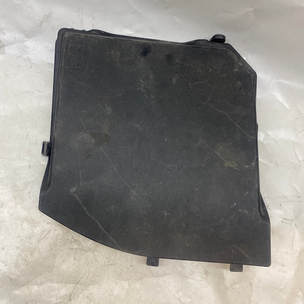 Volvo S60 Akü Üst Kapağı 31294775 11-18 En Uygun Oto Parça