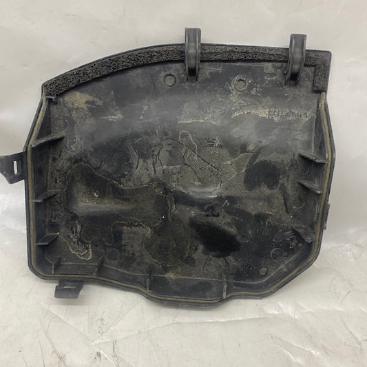 Volvo S60 Akü Üst Kapağı 31402984 11-18 En Uygun Oto Parça