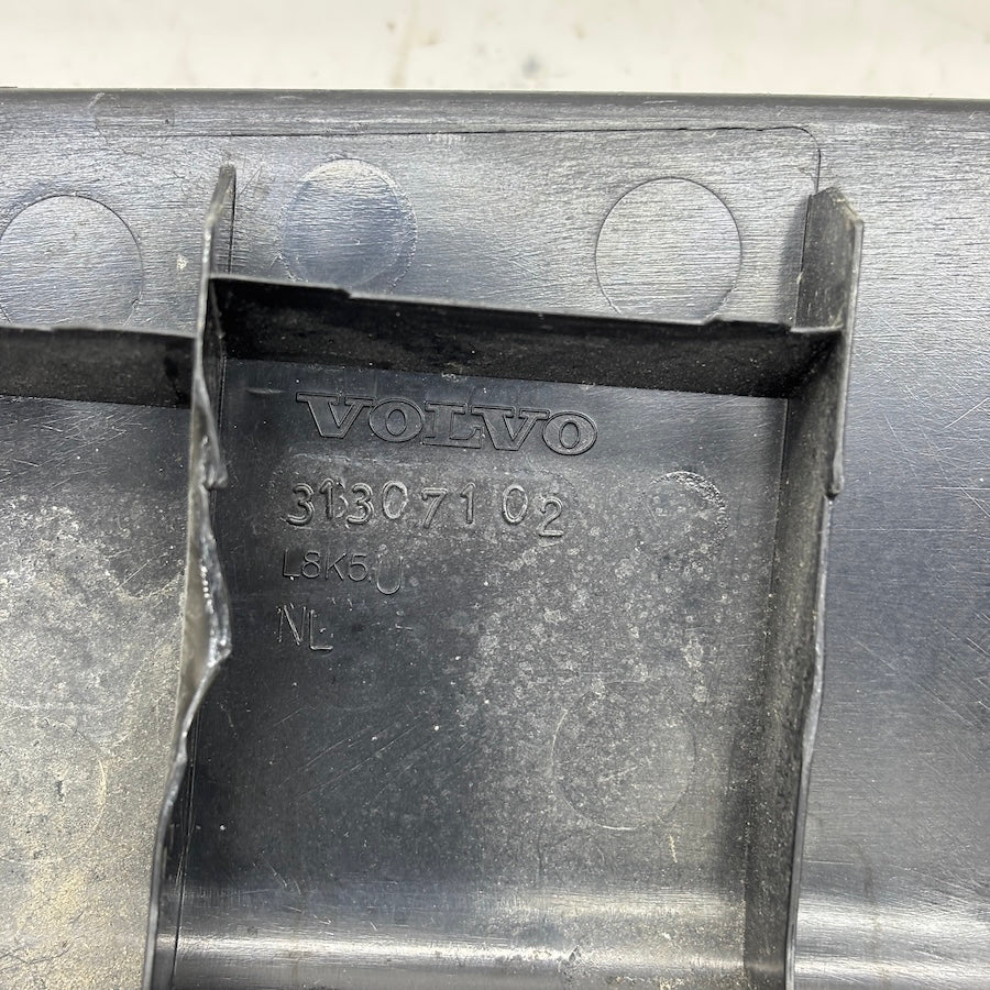 Volvo S60 Arka Bagaj Kilit Kaplaması 51307102