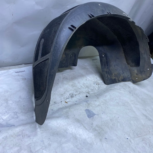 Volvo S60 Arka Çamurluk Davlumbazı 8693296 01-09