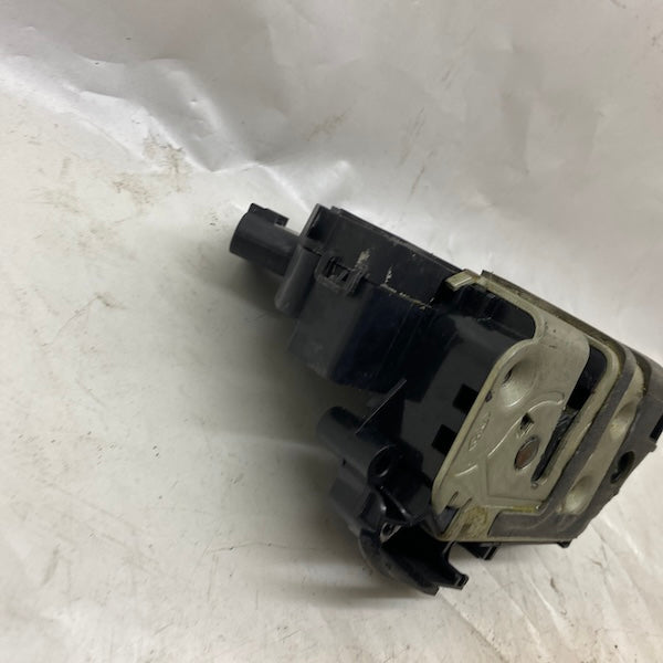 Volvo S60 Arka Sağ Kapı Kilidi 31301746 11-18 En Uygun Oto Parça