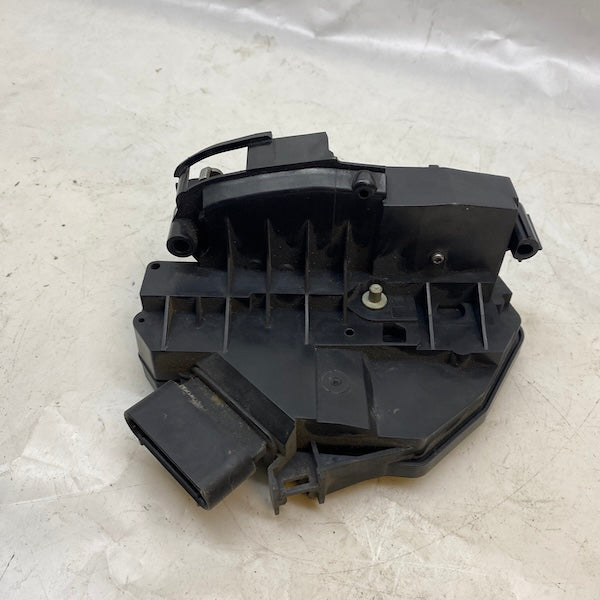 Volvo S60 Arka Sağ Kapı Kilidi 31301746 11-18 En Uygun Oto Parça