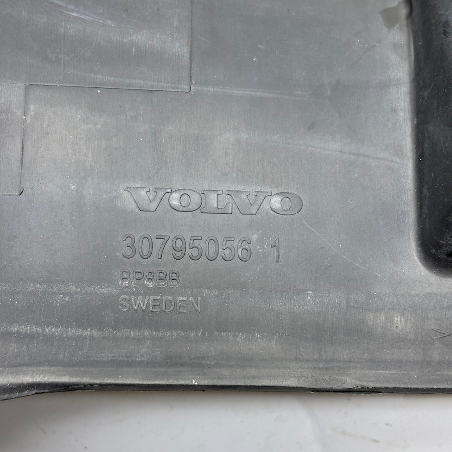 Volvo S60 Arka Tampon Orta Braket 30795056-1