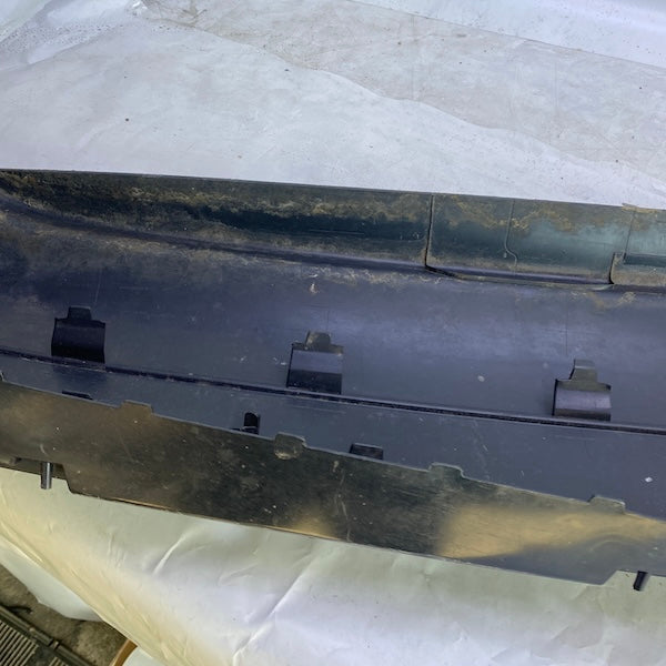 Volvo S60 Arka Tampon Sol Taraf Kulağı Eksik 9484004