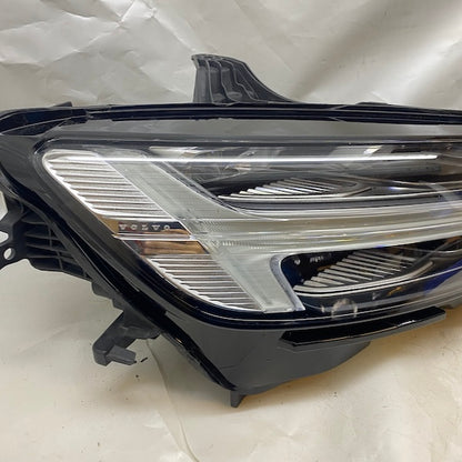 Volvo S60 Far 32404672 Orijinal Çıkma 18-23 En Uygun Oto Parça