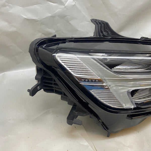 Volvo S60 Far 32404672 Orijinal Çıkma 18-23 En Uygun Oto Parça