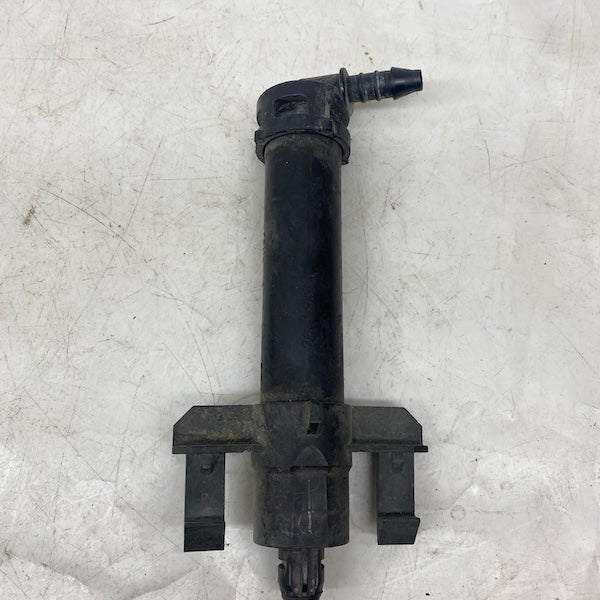 Volvo S60 Far Yıkama Robotu 2001-2010 30656463 Orijinal Çıkma En Uygun Oto Parça