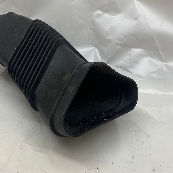 Volvo S60 Hava Filtre Giriş Borusu 30671772 Orijinal