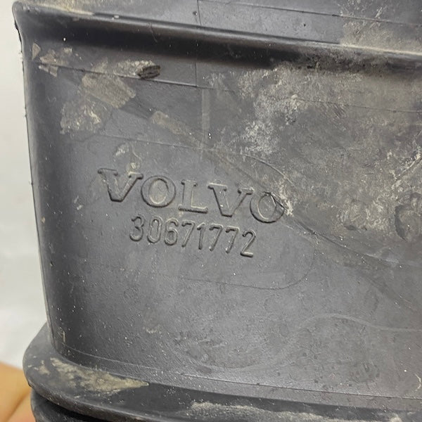 Volvo S60 Hava Filtre Giriş Borusu 30671772 Orijinal