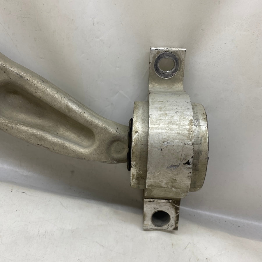 Volvo S60 Ön Sağ Salıncak Tabla Orijinal Çıkma 32370930 2019-2025