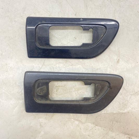 Volvo S60 Ön Sağ Sinyal Çerçevesi 08693514 00-09 En Uygun Oto Parça