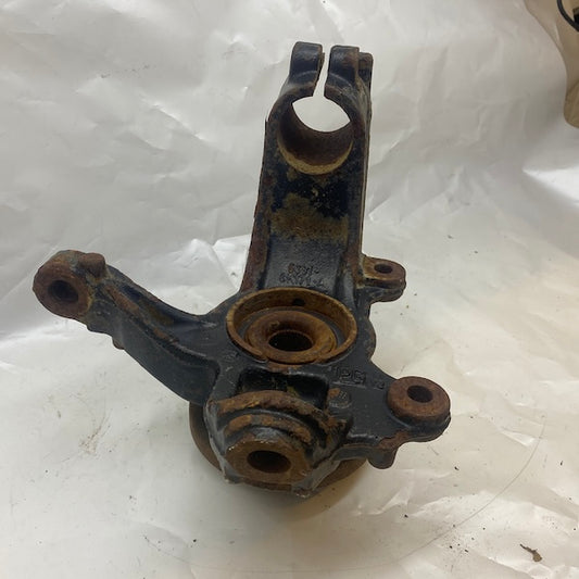Volvo S60 Ön Sağ Taşıyıcı 6G91-3K170A Orijinal