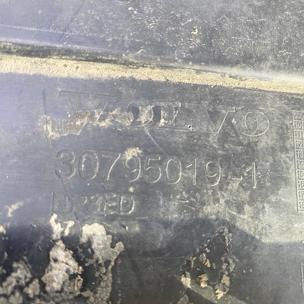 Volvo S60 Ön Tampon Alt Muhafaza Radyatör Alt 30795019