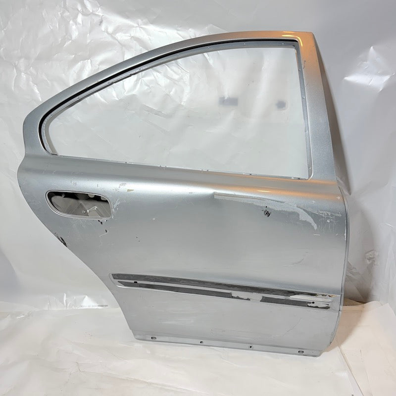Volvo S60 Sağ Arka Kapı 2001-2007 Orijinal Çıkma En Uygun Oto Parça