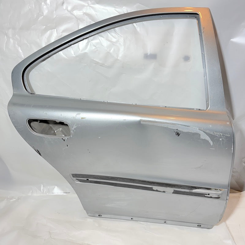 Volvo S60 Sağ Arka Kapı 2001-2007 Orijinal Çıkma En Uygun Oto Parça