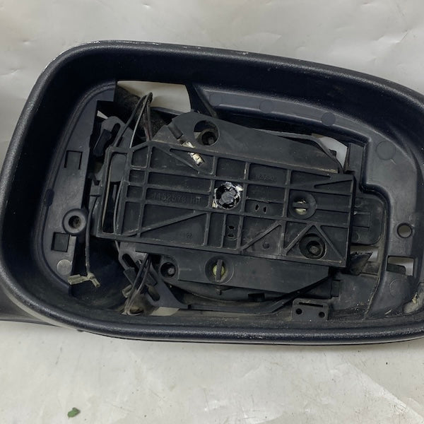 Volvo S60 Sağ Dikiz Aynası 30649160 04-10 En Uygun Oto Parça