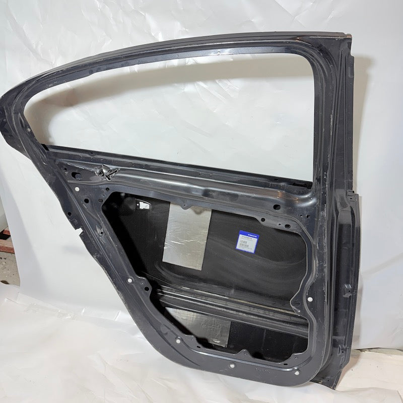 Volvo S60 Sol Arka Kapı 2011-2018 31424614 Orijinal Çıkma En Uygun Oto Parça