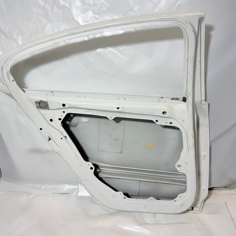 Volvo S60 Sol Arka Kapı 2011-2018 Orijinal Çıkma En Uygun Oto Parça