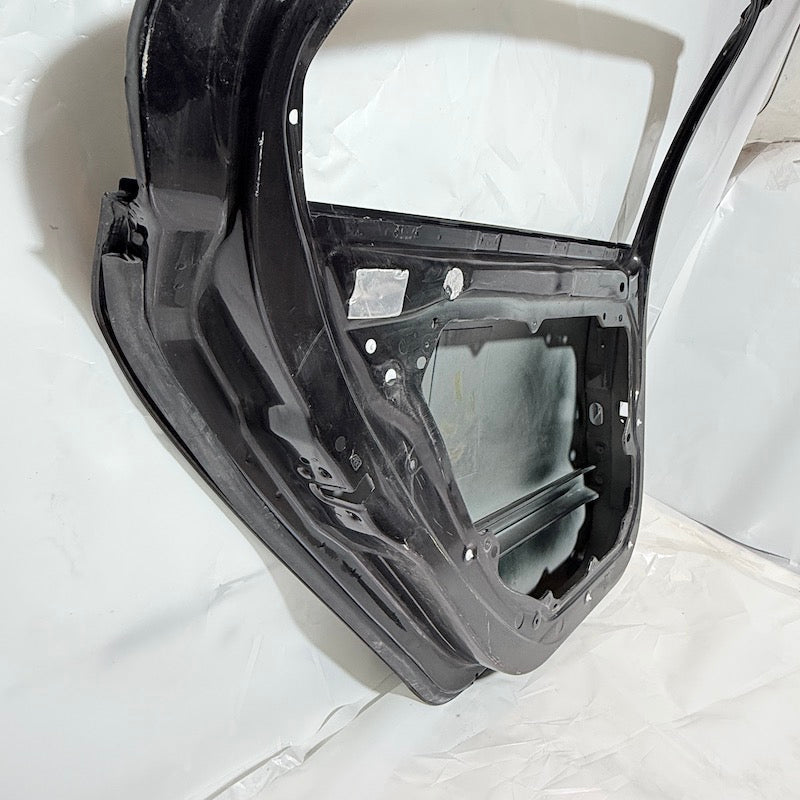 Volvo S60 Sol Arka Kapı 2011-2018 Orijinal Çıkma En Uygun Oto Parça