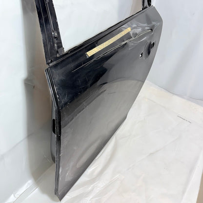 Volvo S60 Sol Arka Kapı Orijinal Çıkma (5cm Yırtık Var) En Uygun Oto Parça