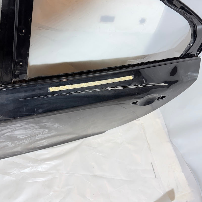 Volvo S60 Sol Arka Kapı Orijinal Çıkma (5cm Yırtık Var) En Uygun Oto Parça