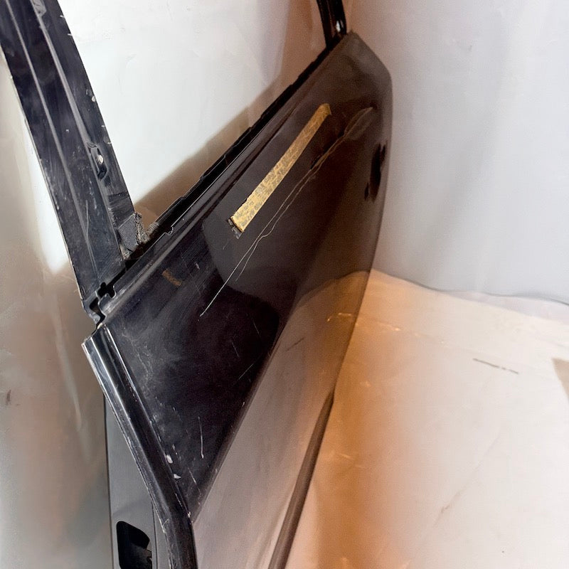 Volvo S60 Sol Arka Kapı Orijinal Çıkma (5cm Yırtık Var) En Uygun Oto Parça