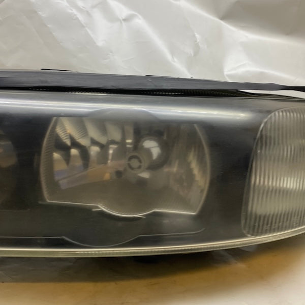 Volvo S60 Sol Far Xenon 30698819 01-04 En Uygun Oto Parça