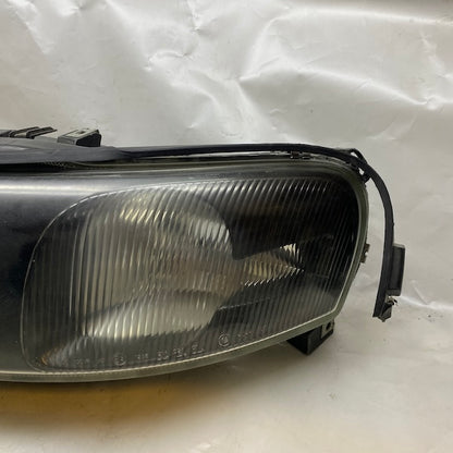 Volvo S60 Sol Far Xenon 30698819 01-04 En Uygun Oto Parça