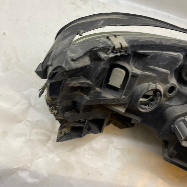 Volvo S60 Sol Far Xenon 30698819 01-04 En Uygun Oto Parça