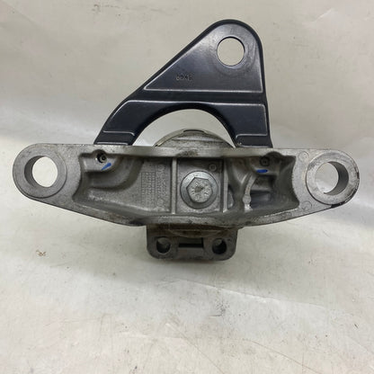 Volvo S60 V60 S80 Motor Kulağı Orijinal Çıkma 31304038 2010-2018