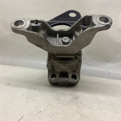 Volvo S60 V60 S80 Motor Kulağı Orijinal Çıkma 31304038 2010-2018