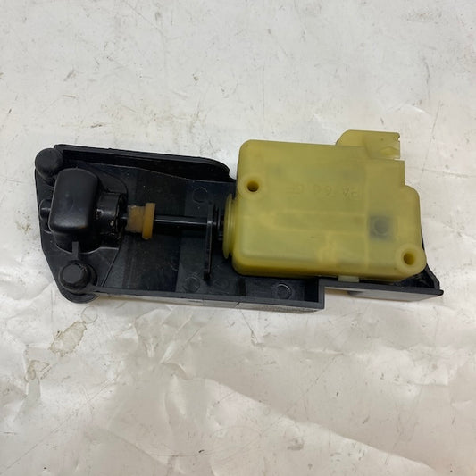 Volvo S60 Yakıt Dolum Kapak Kilit Motoru 30612856