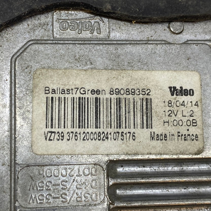 Volvo S60 / V60 xenon far beyni – OEM çıkma modül, güvenilir far kontrol ünitesi.