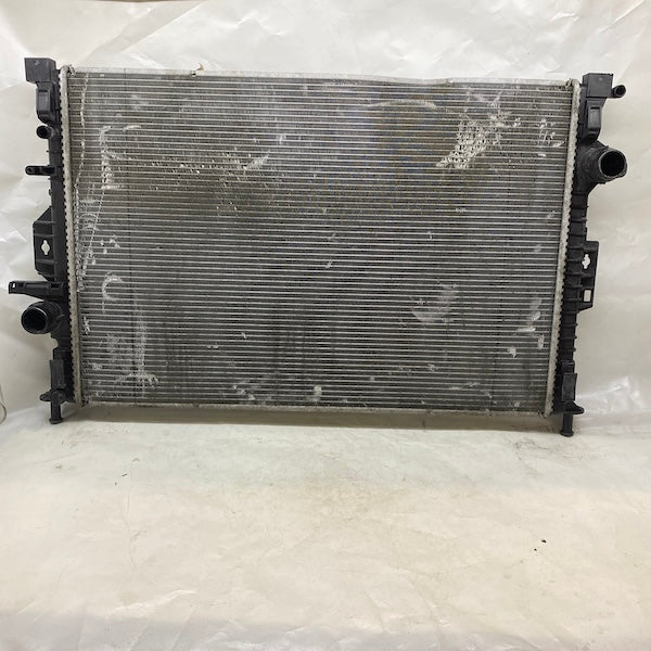 Volvo S60/V60/XC60 Motor Su Radyatörü 30792220 Orijinal Çıkma En Uygun Oto Parça