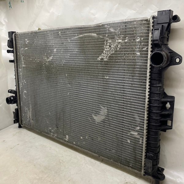 Volvo S60/V60/XC60 Motor Su Radyatörü 30792220 Orijinal Çıkma En Uygun Oto Parça