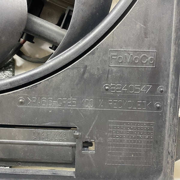 BMW 5 E60/E61 5.30d Radyatör Fanı 17427789824 Orijinal Çıkma En Uygun Oto Parça