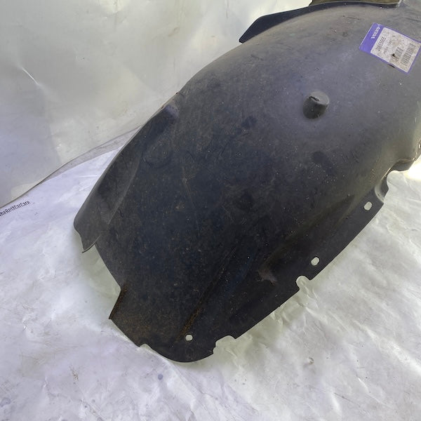 Volvo S60/V70 Çamurluk Davlumbazı 30655665 01-09
