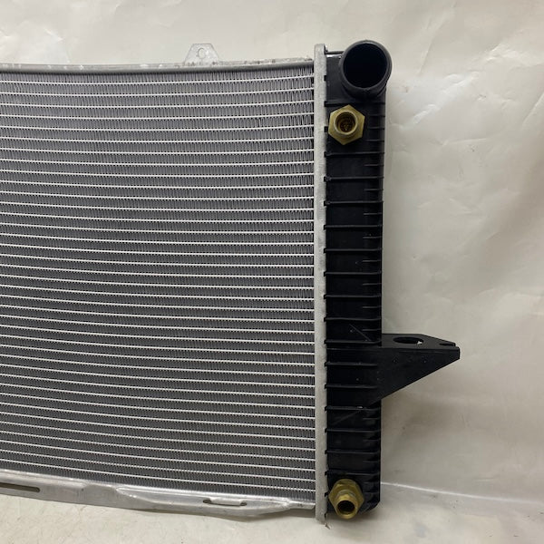 Volvo S70/850 2.0 Turbo Su Radyatörü Otomatik 8601356 En Uygun Oto Parça
